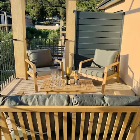 T3 Proche Proche Plages, Piscine, Terrasse